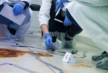 forensic technician using LIMS